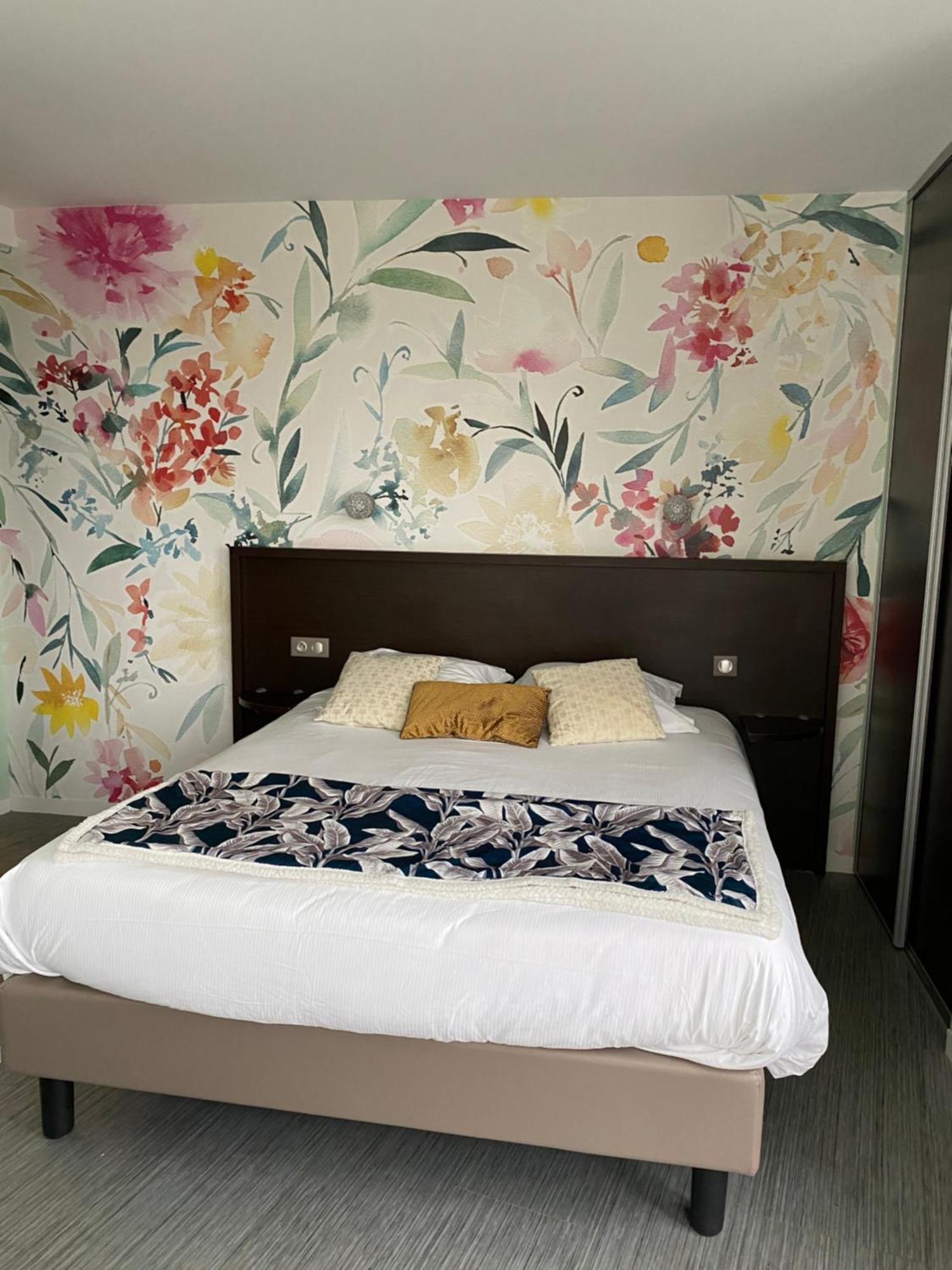 Hotel Le Richelieu เลอเทรปอร์ ภายนอก รูปภาพ